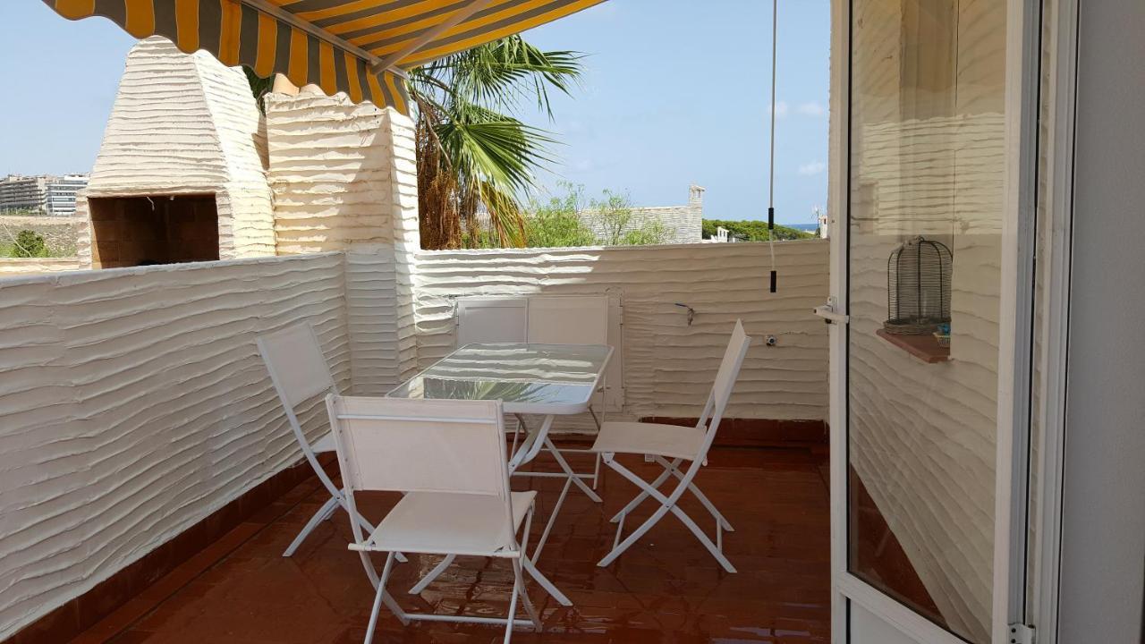 Bonita Casa En Urbanizacion Privada Muy Cerca Del Mar Y De Alicante Гран Алакант Екстериор снимка
