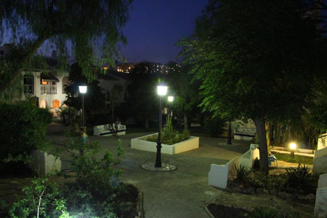 Bonita Casa En Urbanizacion Privada Muy Cerca Del Mar Y De Alicante Гран Алакант Екстериор снимка