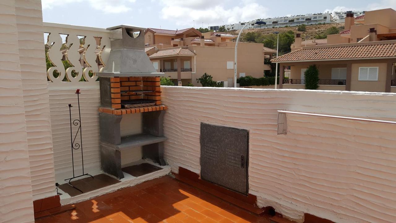 Bonita Casa En Urbanizacion Privada Muy Cerca Del Mar Y De Alicante Гран Алакант Екстериор снимка