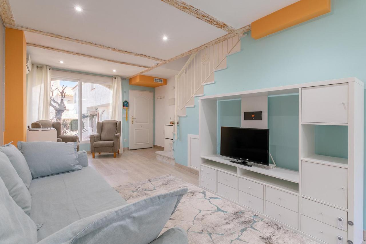 Bonita Casa En Urbanizacion Privada Muy Cerca Del Mar Y De Alicante Гран Алакант Екстериор снимка